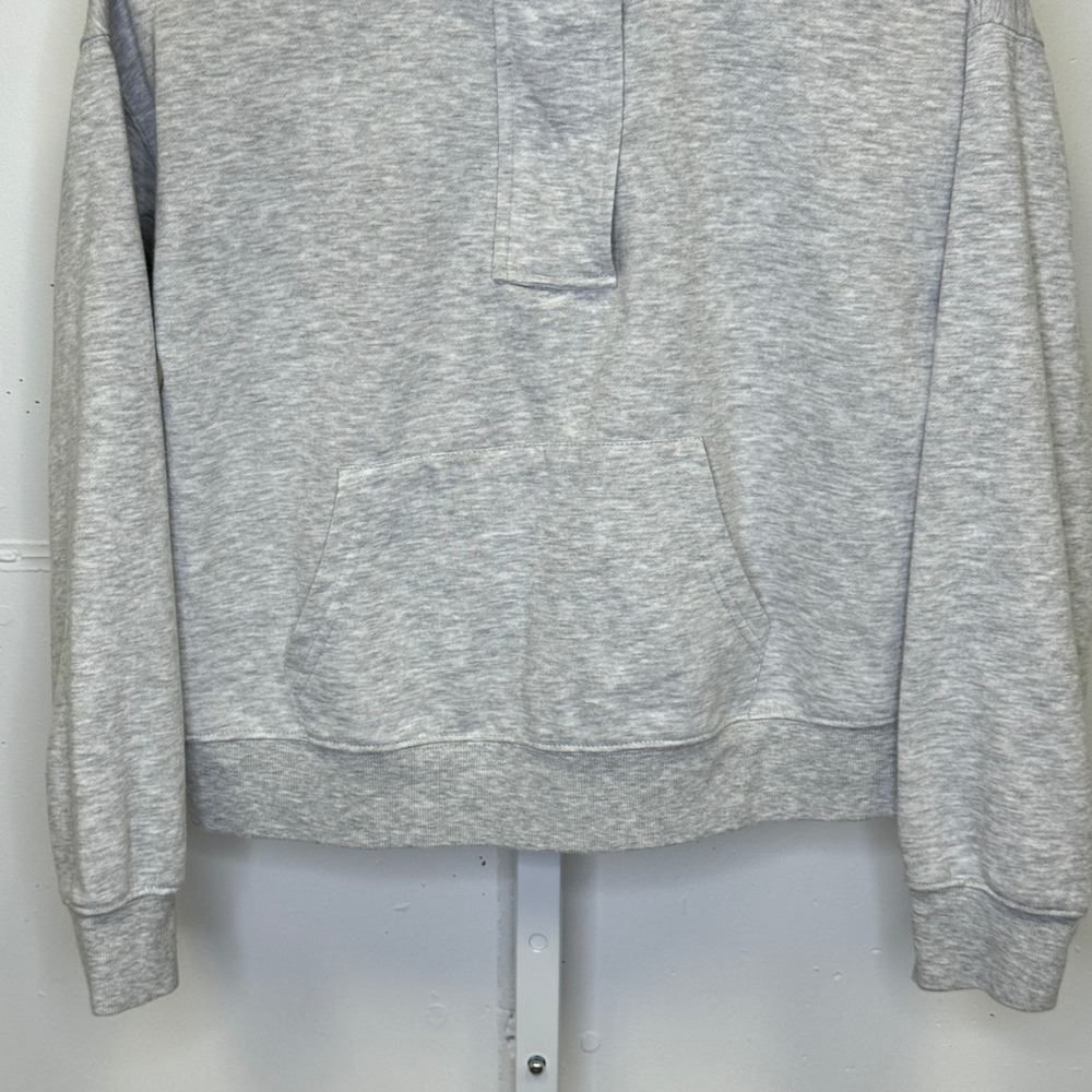 Hippie Rose Heather Gray Quarter Snap Mock Neck Sweatshirt Medium Athleisure - Picture 5 of 14